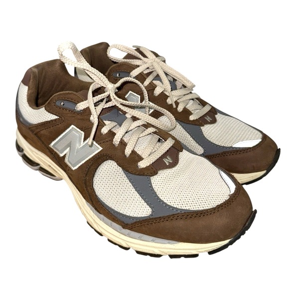 New Balance 2002R MENS 9 PRE-OWNED Adrift Moonbeam BROWN M2002RHS Sneakers/Shoes - Picture 1 of 15